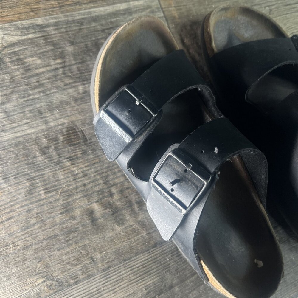 Birkenstock Arizona Sandals Size 8-9 Womens Black Adjustable Buckle - Picture 4 of 4